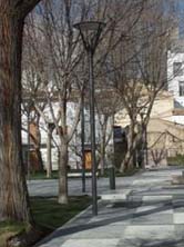 Farolas reci&eacute;n colocadas